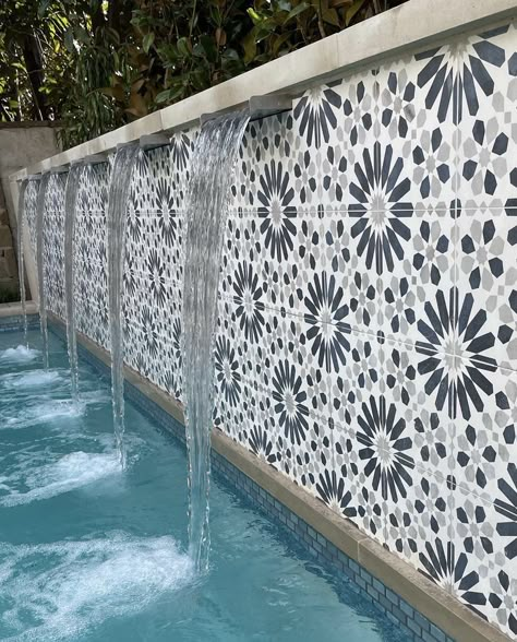 Pool Tile Ideas Waterline, Arizona Desert Landscaping, Pool Design Plans, Pool Tile Ideas, Pool Tile Designs, Beach House Pool, Pool Makeover, Contemporary Pool, Mosaic Pool Tile