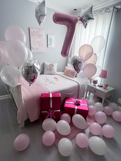 7th Birthday Girl Ideas, Birthday Room Surprise, Girls 7th Birthday, Room Surprise, Baby Birthday Photoshoot, Birthday Room, Birthday Table Decorations, Birthday Traditions, Second Birthday Ideas