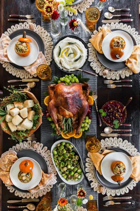 Thanksgiving Table With Food On It, Dinner Table Decor With Food, Steak Night Table Setting, Many Foods On The Table, Thanks Giving Food Table Set Up, Thanksgiving Table Setting With Food, Thanksgiving Table Settings With Food, Christmas Table With Food, Table Settings With Food