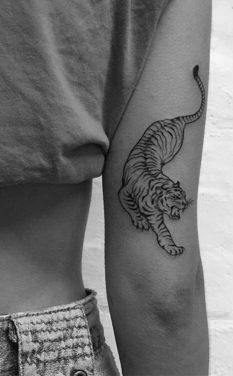 Tiger Panther Tattoo, Lion Body Tattoo, Xiii Tattoo, Tiger Tattoo Design, Inspiration Tattoos, Discreet Tattoos, Dainty Tattoos, Tiger Tattoo, Dope Tattoos