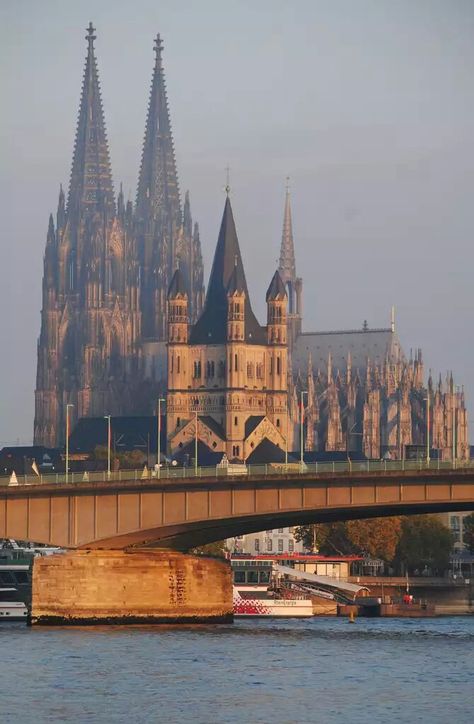 Cologne Cathedral, North Rhine-Westphalia, Germany by Mark Wordy North Rhine Westphalia, Wish I Was There, Travel Inspo, Cologne Cathedral, Beautiful Destinations, Austria, Berlin, Places To Visit, Germany