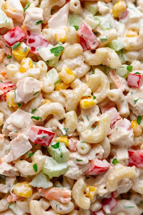 Chicken Macaroni Salad (Easy and Delicious) | Maple + Mango Chicken Macaroni Salad Recipe, Chicken Macaroni Salad, Creamy Pasta Salad, Chicken Macaroni, Creamy Pasta Salads, Mac Salad, Easy Summer Dinners, Macaroni Salad Recipe, Salad Easy