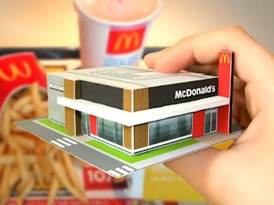 McDonald's Building Papercraft Mcdonalds Restaurant, Paper Models House, Paper Train, Mcdonald's Restaurant, Free Paper Models, Paper Architecture, Paper City, Model Train Sets, Easy Build