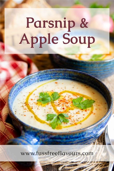 Bowl of apple & parsnip soup Parsnip And Apple Soup, Apple Soup Recipes, Winter Vegetarian Recipes, Cooking Apples, Parsnip Recipes, Soup Maker Recipes, Christmas Soup, Fruit Soup, Parsnip Soup