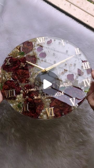 Wedding garland preservation
Flower preservation
Resin art ideas
Epoxy casting #art #resin #epoxy Wedding Resin Art, Poly Wedding, Resin Art Flower, Wedding Varmala, Resin Flower Preservation, Epoxy Clock, Floral Clock, Clock Flower, Flower Preservation