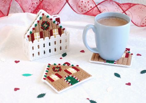 Plastic Canvas Pattern, Plastic Canvas Coasters, Plastic Canvas Tissue Boxes, Plastic Canvas Christmas, Festival Diy, Christmas Coasters, Plastic Crafts, Red Heart Yarn, Plastic Canvas Crafts