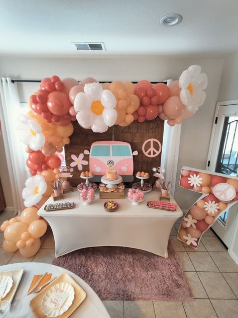 Hippie Birthday Party, 2nd Birthday Party For Girl, Flower Birthday Party, Hippie Birthday, Hippie Party, Retro Sweets, Sweets Table, 2nd Birthday Party Themes, 2nd Birthday Party