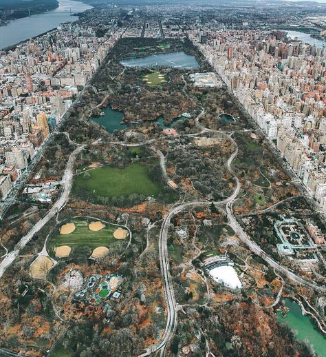 Central Park, NYC. Designed by Frederick Law Olmsted, Father of Landscape Architecture. Frederick Law Olmsted, Photo New York, Luxury Boat, Central Park Nyc, New York Photos, Nyc Trip, Nova York, Travel Instagram, Travel Insurance