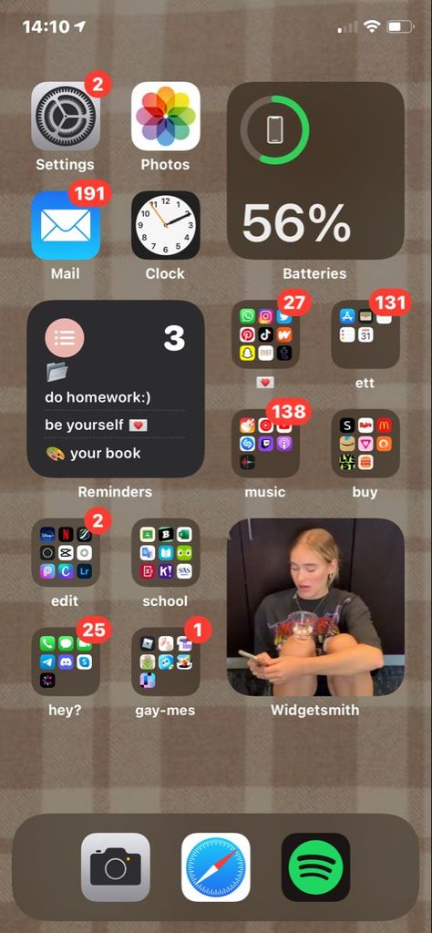 Set Up Iphone Home Screen, Iphone 11 Home Screen Layout Ideas, Iphone Screen Layout Ideas, Iphone Organization Screens Apps, Iphone 11 Homescreen, Iphone 11 Home Screen, Iphone Homescreen Organization Ideas, Iphone Set Up Ideas Homescreen, Phone Home Screen Ideas