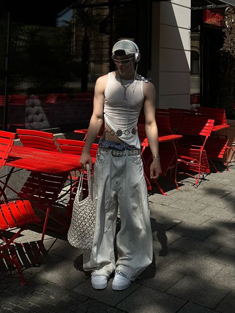 Y2k Mens Outfits 2000, Y2k Summer Outfit Men, Men’s Y2k, Marlon Noah Outfits, 2000 Fashion Men, Gay Men Fashion, Y2k Hombre, Marlon Noah, Y2k Subversive