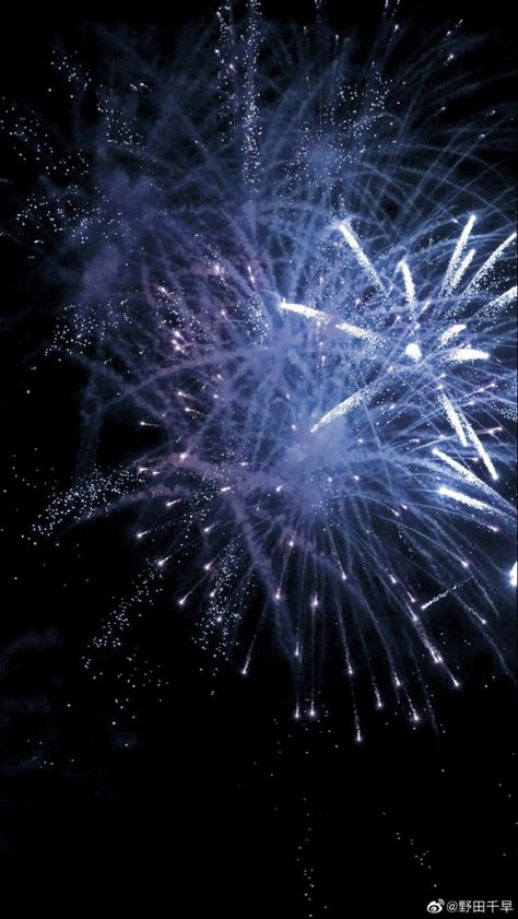 Blue Fireworks, Zodiac Academy, Fire Works, Pics Art, New Wall, Blue Aesthetic, Aesthetic Photo, Pretty Wallpapers, Night Sky