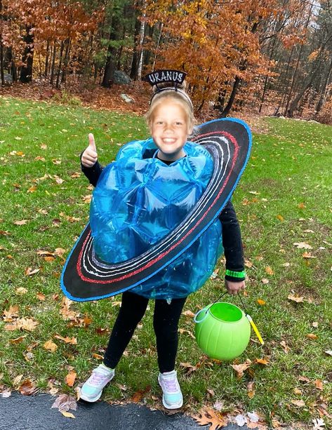 How to Make a Planet Costume | Adventures & Smiles Kids Space Costume, Space Theme Costume, Planet Costume, Universe Costume, Science Costumes, Outer Space Costume, Space Halloween, Kid Costumes, Space Week