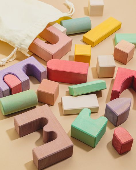 Building dreams, one block at a time 💭 Our Modern Block sets are crafted with high-quality lime wood & finished with non-toxic paint stains. Reasons Why Parents Love Them 💭Encourage Creativity 💭Open-Ended = Many Ways To Play 💭Aesthetically Pleasing Color ways #maisonrue #maisonruekid #openendedtoys #openendedplay #montessori #woodentoys #woodenblocks Building Blocks Aesthetic, Toys Photography Ideas Photo Shoots, Montessori Blocks, Wood Block Game, Building Blocks Design, Theatre Ideas, Blocks For Kids, Wood Baby Toys, Art Sets For Kids