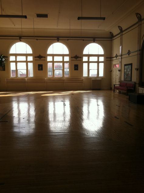 this is the ballet studio I used to dance in...no big deal. (actually my heart fluttered every time I went in--so beautiful!) Loft Dance Studio, Dancing Room Aesthetic, Beautiful Dance Studio, Ballet Room Dance Studio, Aesthetic Ballet Studio, Vintage Dance Studio, Dance Studio Dressing Room, Big Dance Studio, Dark Dance Studio