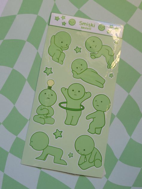 8 Smiski stickers and 6 mini star stickers 6.25 x 3.15in tall All stickers are weatherproof and glossy. Smiski Drawing, Smiski Sticker, Green Stickers, Retro Stickers, Printable Sticker Sheets, Mini Stickers, Door Tags, Green Sticker, Artist Alley