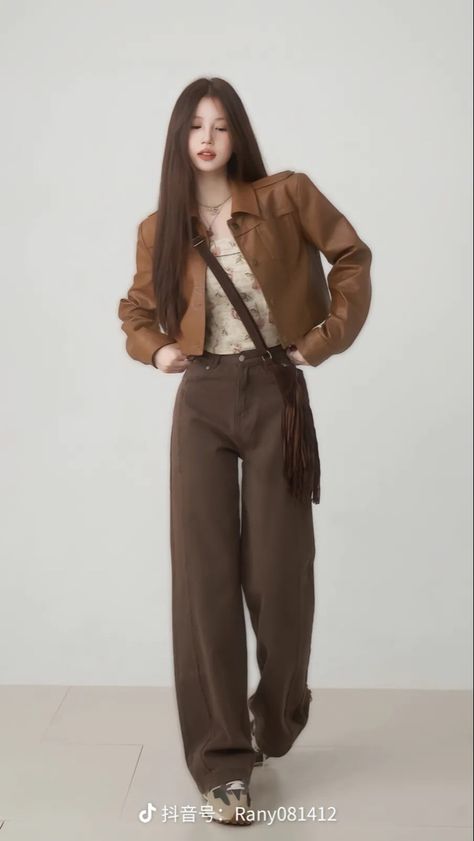 Earth Tone Outfits Casual, Sunday Outfit Church Casual, Outfit Earth Tones, Cool Style Outfits, Earth Tone Outfits, Earthy Outfits, Stylish Work Outfits, 인물 사진, Casual Style Outfits