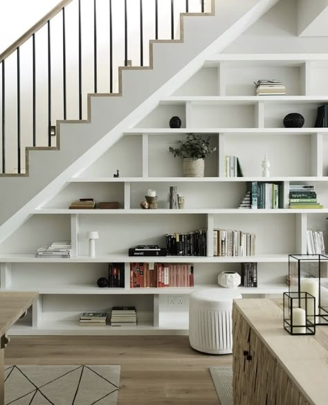 Under Stairs Shelving, Shelves Under Stairs, Stair Bookshelf, Under Stairs Nook, Ruangan Studio, Under Stairs Storage Solutions, Stair Nook, Closet Under Stairs, تحت الدرج