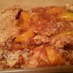 Easy Stovetop Peach Cobbler - Allrecipes.com Huckleberry Crisp, Peach Recipes Easy, Recipes Easy Dessert, Fresh Peach Crisp, Skillet Desserts, Peach Cobbler Dump Cake, Fresh Peach Recipes, Peach Crisp Recipe, Cobbler Easy