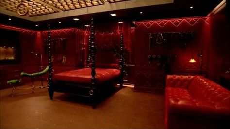 Red Room Ideas 50 Shades Of Grey, Red Room 50 Shades, Red Playroom, Gray Playroom, Pleasure Room, Dungeon Room, Diy Shades, Secret Room, Grey Room