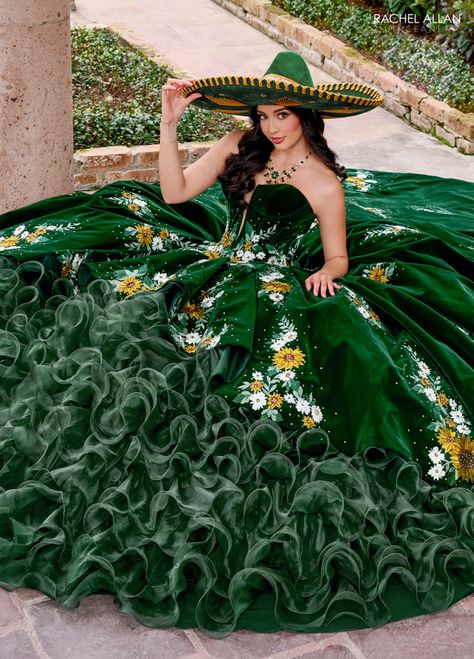 Dama Dresses Quinceanera, 1500 Dresses, Organza Applique, Vestido Charro, Quinceanera Tiaras, Charro Quinceanera, Dama Dresses, Military Ball Dresses, Quince Dress