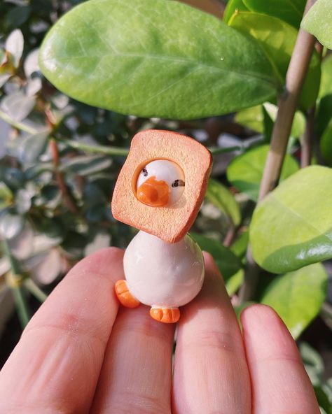 Cute And Easy Things To Make Out Of Clay, Clay Art Figures, Crafts Bookmarks, Air Clay, Spirit Art, Sculpture Art Clay, Crafts Inspiration, Tanah Liat, Cerámica Ideas