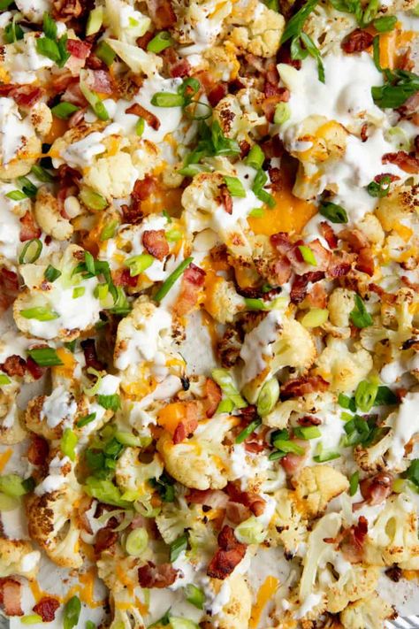 Cauliflower Side Dish, Roasted Cauliflower Recipe, Cauliflower Recipe, Think Food, Sharp Cheddar, Deilig Mat, Veggie Side Dishes, Sharp Cheddar Cheese, Cauliflower Recipes