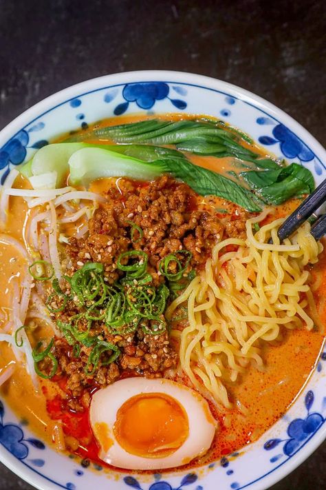 Tantanmen Ramen Recipe, Tantanmen Ramen, Ramen Easy, Ramen Ingredients, Pork Ramen, Easy Ramen, Seonkyoung Longest, Homemade Ramen, Japanese Soup