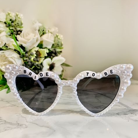 Faster shipping. Better service Sunglasses Party Favor, Bride With Glasses, Pearl Sunglasses, Funky Wedding, Festival Sunglasses, Boda Diy, Personalized Sunglasses, Handmade Sunglasses, Pearl Bride