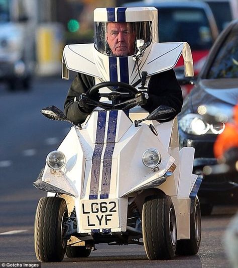 Jeremy Clarkson was spotted driving up London's Park Lane dressed as a robot riding on an adapted mobility scooter. It is fair to say he didn't look too pleased Top Gear Funny, Top Gear Uk, Jeremy Clarkson, Car Memes, Weird Cars, Seinfeld, Top Gear, Futuristic Cars, To Infinity And Beyond