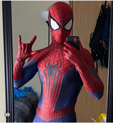 Spiderman Makeup, Spiderman Halloween Costume, Spiderman Outfit, The Amazing Spiderman, Image Spiderman, Spiderman Suits, Spiderman Theme, Spiderman Drawing, Spiderman Costume