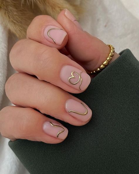 Christmas Gel Nails, Milky Nails, Heart Nail Designs, Short Square Nails, Nail Designs Valentines, Summery Nails, Work Nails, Summer Vacations, Holiday Mood