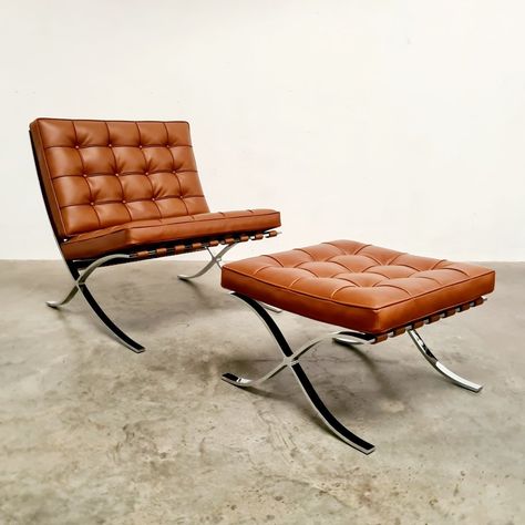 Barcelona Lounge Chair, Classic Leather Chair, Bauhaus Lounge Chair, Mies Van Der Rohe Interior, Mies Van Der Rohe Furniture, Mies Van Der Rohe Chair, Barcelona Chairs, Modern Leather Lounge Chair, Modern Leather Chair