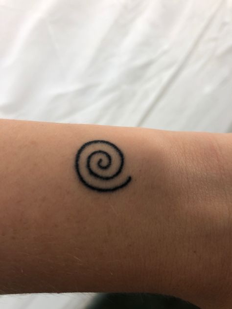 Spiral Tattoos, Stick Poke Tattoo, Stunning Tattoos, Drawing Styles, Handpoke Tattoo, Stick N Poke Tattoo, Poke Tattoo, Dainty Tattoos, Dream Tattoos