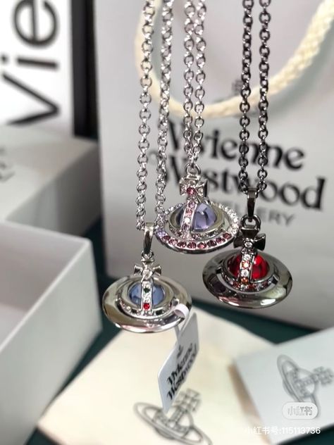 Vivienne Westwood Red Orb Necklace, Jewellery Vivienne Westwood, Westwood Vivienne Necklace, Viven Westwood Jewellery, Vivene Westwood Necklace, Vividness Westwood Necklace, Viviane Westwood Jewelry, Vivviene Weatwood Necklace, Vivienne Westwood Lighter Necklace