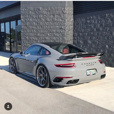 1,425 Likes, 28 Comments - Absolute Motors (@absolute.motors) on Instagram: “Porsche 991 wrapped in matte army green and black painted wheels. Always a good combo! #porsche…” Bentley Auto, Porsche Girl, Vespa Scooter, Porsche 991, Porsche Sports Car, Cadillac Fleetwood, Porsche Cars, Fancy Cars, Modified Cars