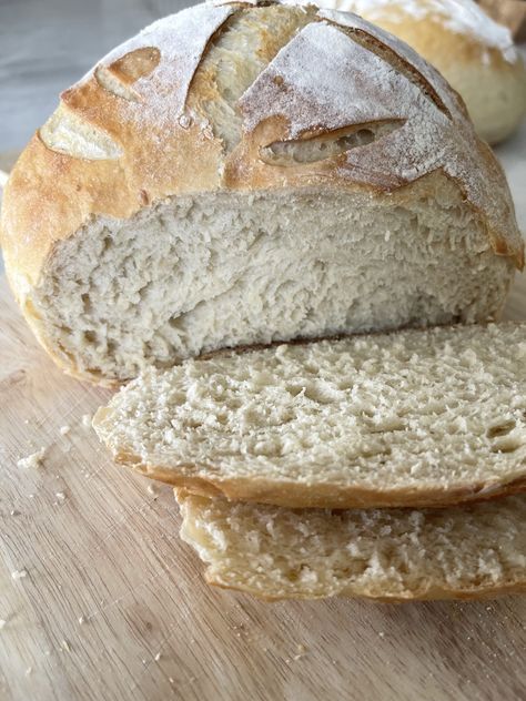 Artisan Bread in a Dutch Oven Recipe (Fool Proof Recipe!) - Simple Simon and Company Peasant Bread Recipe, Bread In A Dutch Oven, Dutch Oven Recipe, Crusty Bread Recipe, Peasant Bread, Wheat Bread Recipe, Dutch Oven Bread, Tasty Bread Recipe, Oven Recipe