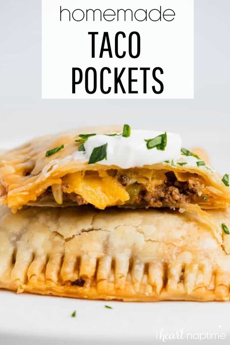 Taco Pop Tarts, Taco Hand Pies, Pocket Recipes, Taco Pockets, Taco Pie Recipes, Taco Filling, Stuffed Bread, Sweet Pork, Taco Fillings