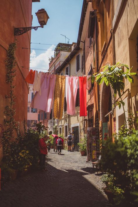 The 10+ Best Things to do in Trastevere Trastevere Rome Photography, Travestere Rome, Rome Photography, Trastevere Rome, Blogging Inspiration, Neighborhood Guide, Photography Guide, Outdoor Market, Sicily Italy