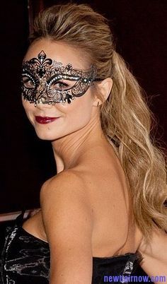 Masquerade Hairstyles, Masquerade Hair, Masquerade Mask Makeup, Special Event Hair, Masquerade Ball Party, Ball Hair, Trendy Hair Styles, Girls Hairstyles Easy, Celebrity Makeup Looks