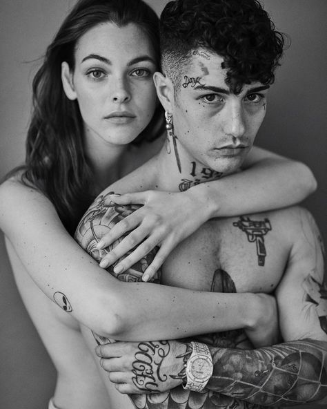 Tony Effe, Vittoria Ceretti, Lucky Blue Smith, Lucky Blue, Model Inspo, Roman Empire, Portrait Tattoo, Che Guevara, Historical Figures