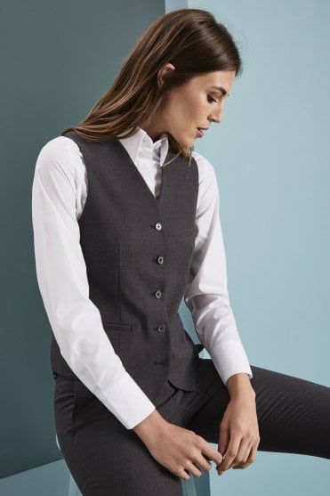 Qualitas Female Waistcoat Lesbian Wedding Outfits, Ladies Waistcoat, Womens Waistcoat, Girls In Suits, Waistcoat Woman, Woman In Suit, Lesbian Fashion, Work Uniforms, Woman Suit Fashion