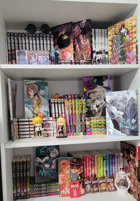 Manga Library, Book Arch, Anime Bedroom Ideas, Lots Of Books, Independent Bookstore, Recycled Books, Otaku Room, Anime Decor, Anime Room