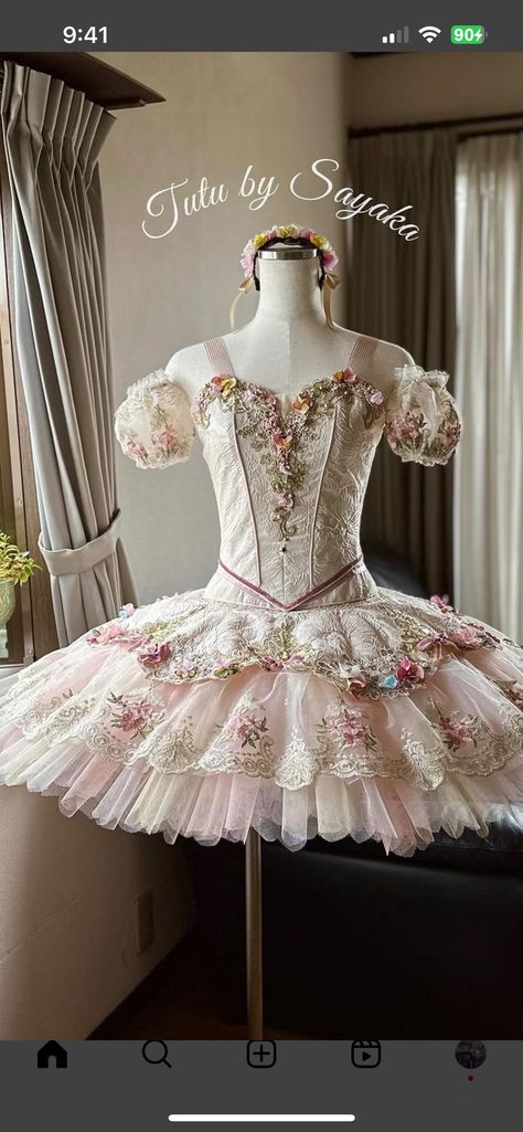 Ballet Stage Outfit, Ballerina Outfit Ideas, Unique Ballet Costumes, Aurora Ballet Costume, Ballet Outfit Performance, Ballet Corset, Spring Balletcore Tutu Dance Dress, Coppelia Ballet, Romantic Tutu Ballet Costumes