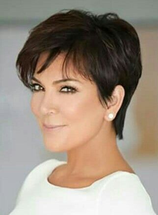 Chris Jenner Haircut, Kris Jenner Haircut, Kris Jenner Hair, Jenner Hair, Kardashian Hair, Robert Kardashian, Haircut Pictures, Hair Magazine, Mom Hairstyles