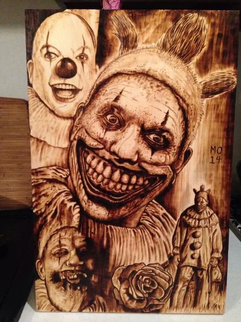 Twisty the Clown Woodburn The Clown Art, Clown Pics, Clown Art, Plaster Crafts, Wood Burning Art, Kustom Kulture, The Clown, Tree Silhouette, Joker And Harley Quinn