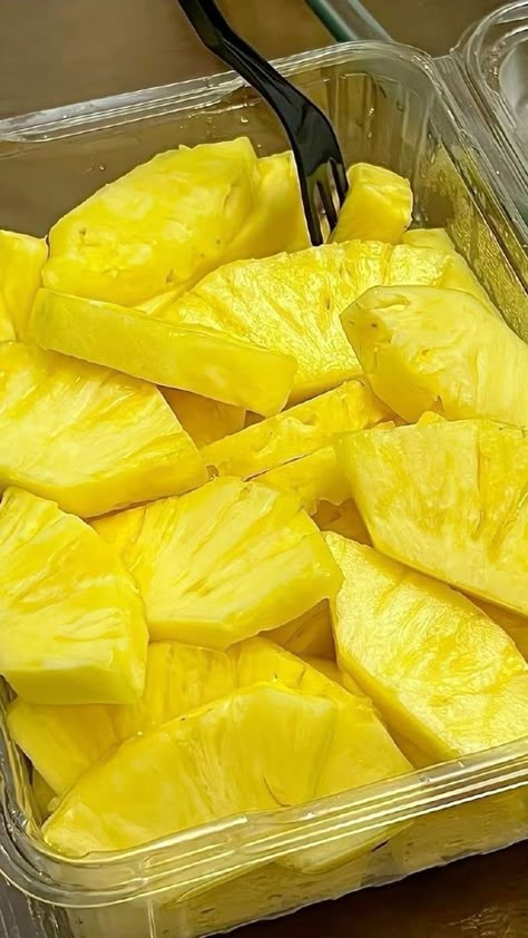 Eating Pineapple, Daily Workouts, Makanan Diet, Healthy Food Dishes, Food Therapy, Custom Keto Diet, Healthy Food Motivation, Healthy Lifestyle Food, Think Food