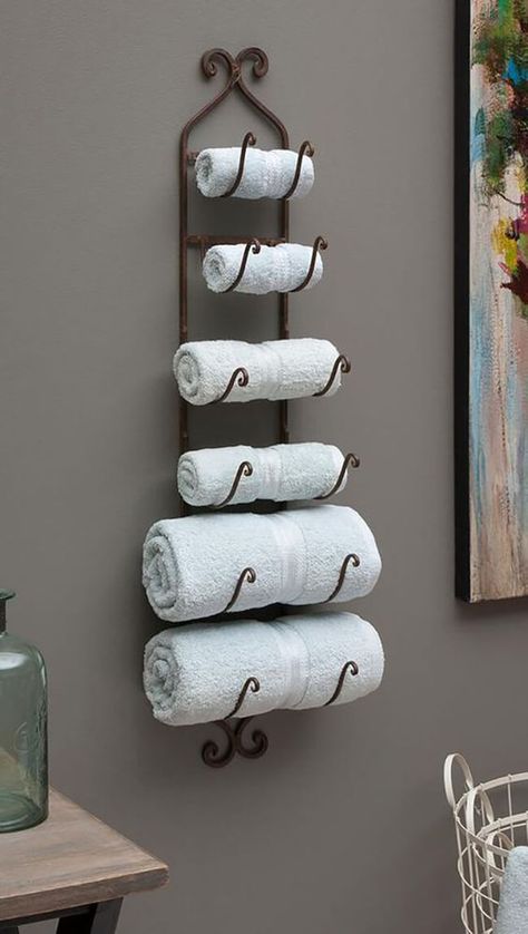 45+ Modern Vintage Bathroom Decor Designs & Ideas For 2022 Hanging Bathroom Storage, Small Bathroom Shelves, Modern Vintage Bathroom, Towel Art, Bathroom Towel Storage, Bathroom Storage Ideas, Diy Curtain Rods, Diy Coat Rack, Vintage Bathroom Decor