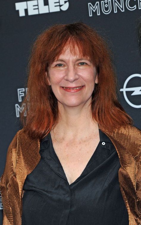 HAPPY 64th BIRTHDAY to AMANDA PLUMMER!! 3/23/21 Born Amanda Michael Plummer, American-Canadian actress. She is known for her work on stage and for her roles in such films as Joe Versus the Volcano (1990), The Fisher King (1991), Pulp Fiction (1994), and The Hunger Games: Catching Fire (2013). Plummer won a Tony Award in 1982 for her performance in Agnes of God. Happy 64th Birthday, Joe Versus The Volcano, Pulp Fiction 1994, Amanda Plummer, Fisher King, The Fisher King, 64th Birthday, Tony Award, Famous Birthdays