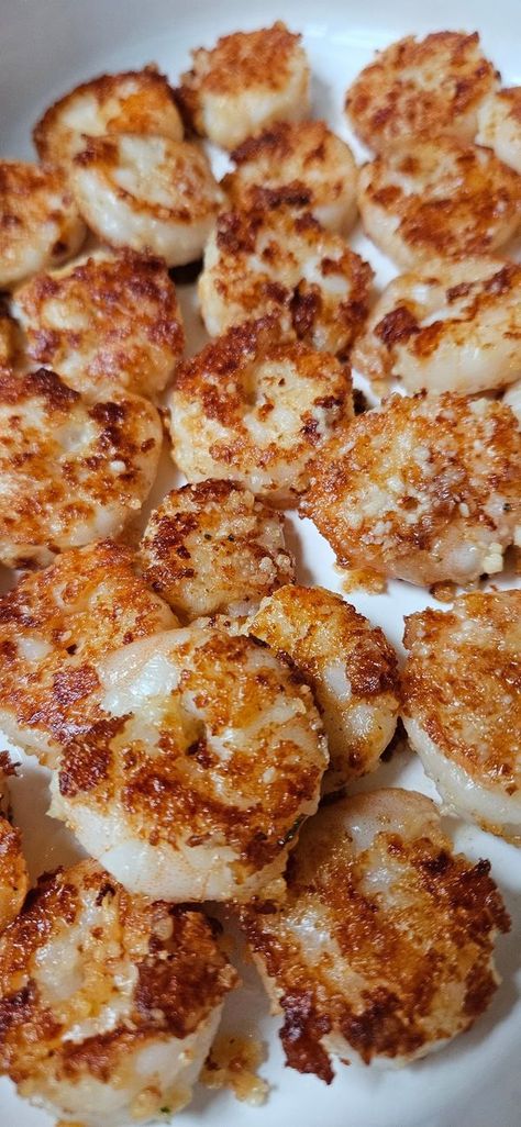 "Dirty" Carnivore Recipes | Parmesan Crusted Garlic Shrimp.. | Facebook Garlic Parmesan Crusted Shrimp, Carnivore Shrimp Recipes, Healthy Shrimp Recipes Clean Eating, Parmesan Crusted Shrimp, Ketovore Recipes, 30 Min Dinner, Parmesan Butter, Garlic Parmesan Shrimp, Raw Shrimp