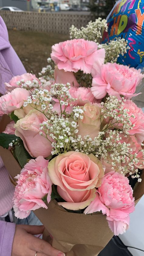 Grad Flower Bouquet Ideas, Pink And White Flower Bouquet Birthday, Pink And White Hoco Bouquet, Light Pink And White Flowers, Homecoming Flowers Bouquet Pink, Pink Birthday Bouquet, Rose Sketch Realistic, Light Pink Flower Bouquet, Pink Prom Bouquet